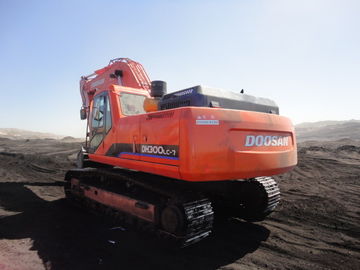 年2010 30トンはDoosanの掘削機DH300lC - 7 29600kg操作の重量--を使用しました 