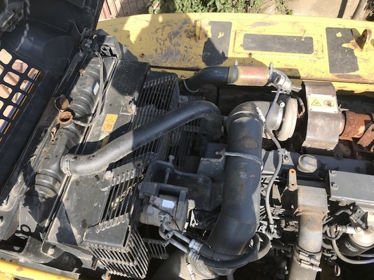 PC360-7 油圧クローラーは 16m3 のバケツが付いている小松の掘削機を使用しました