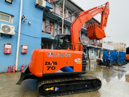 7トンの日本製 原産 中古ヒタチZX70 クローラー掘削機 40.5KW エンジンパワー 0.3m3バケツ容量