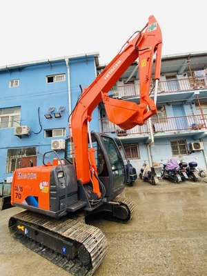 7トンの日本製 原産 中古ヒタチZX70 クローラー掘削機 40.5KW エンジンパワー 0.3m3バケツ容量
