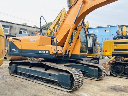 22トン オリジナル日本 中古 ハインダイ R225 クローラー 掘削機 112 KW エンジン パワーと 1.05 m3 バケット容量