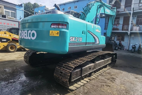 21トンのオリジナル日本製 中古コベルコ SK210-8 クローラー掘削機 114KWのエンジンパワーと1m3のバケツ容量