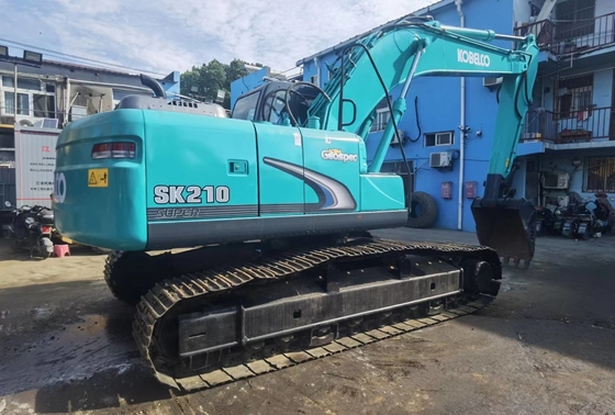 21トンのオリジナル日本製 中古コベルコ SK210-8 クローラー掘削機 114KWのエンジンパワーと1m3のバケツ容量