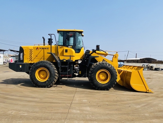 中古 SDLG LG956L 中古 フロントエンドホイールローダー 2.5-4.5 m3 バケット容量