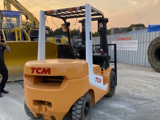 中古のTCM FD30T6フォークリフト・ディーゼル