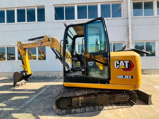 ミニ掘削機 オリジナル 日本 CAT 305.5E2 中古 水力クローラー掘削機 5トンの中古カモ掘削機