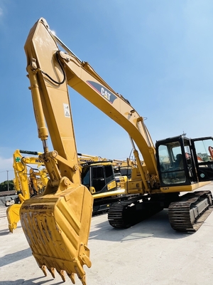 CAT 320C 中古 クローラー掘削機 最大掘削深さ 6550mm と CAT 3066 エンジンモデル